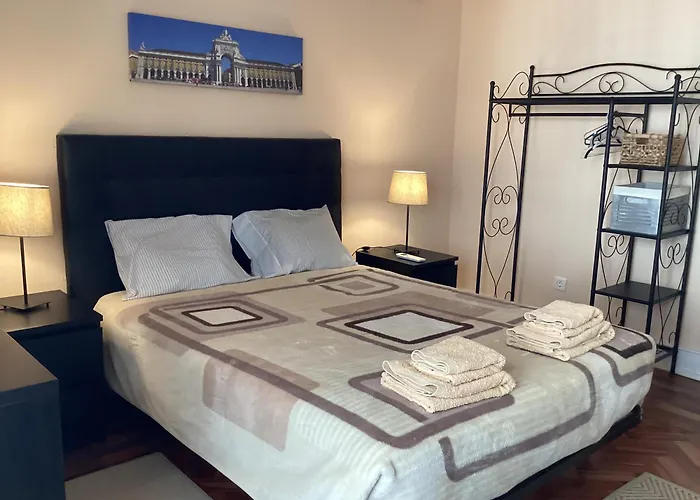 Avenida Cozy Apartment